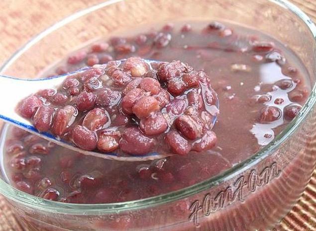 皮肤保养需要什么护肤产品,经期内保养皮肤步骤有哪些