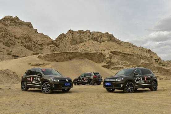 超多美图慎入！开神车，走丝路，这些不可思议的美景就在中国！