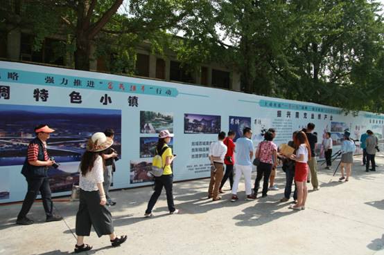 超多美图慎入！开神车，走丝路，这些不可思议的美景就在中国！