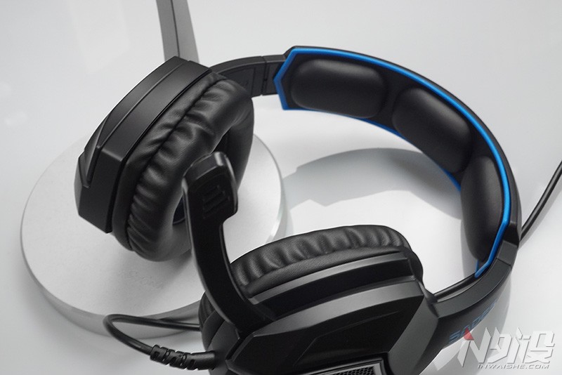 赛德斯狼灵游戏耳机轻体验,赛德斯狼灵头戴式耳机