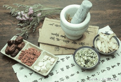 肿瘤靶向药导致的手足皲裂和皮疹怎么办?