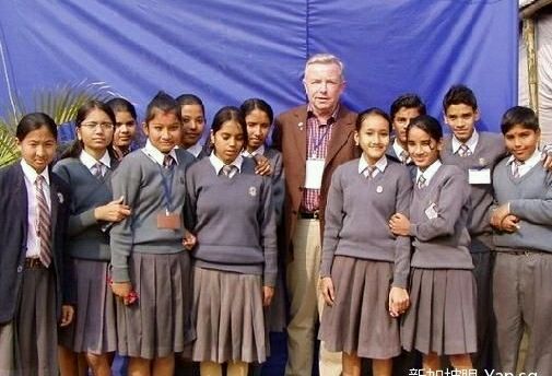 校服各国大比拼,我国校服大比拼