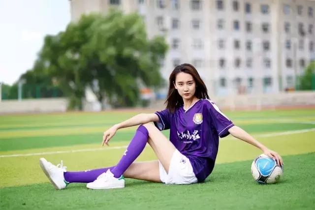 助力奥运美女模特足球队亮相哈尔滨