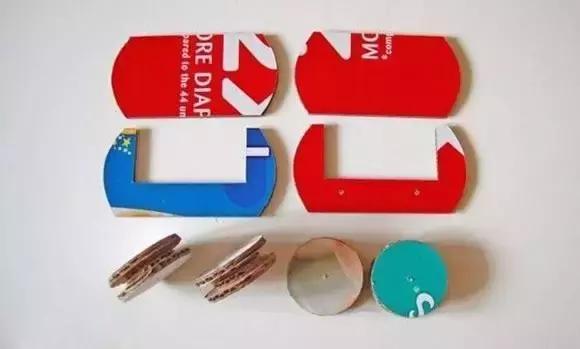 废旧纸箱手工制作玩具收纳架,废旧纸箱手工益智玩具