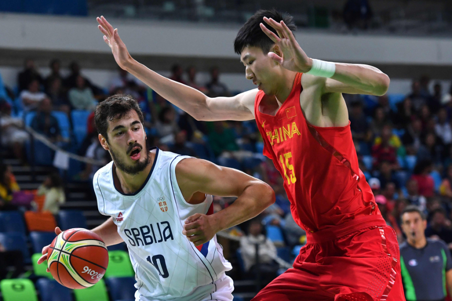 周琦比赛关键时刻卧底级表现合集,周琦关键时刻掉链子