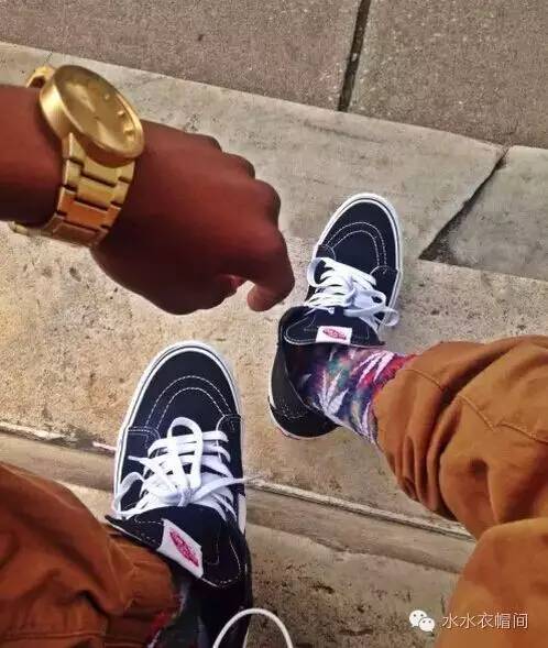 无HUF，不滑板？NO！HUF有的是性感潮范儿~