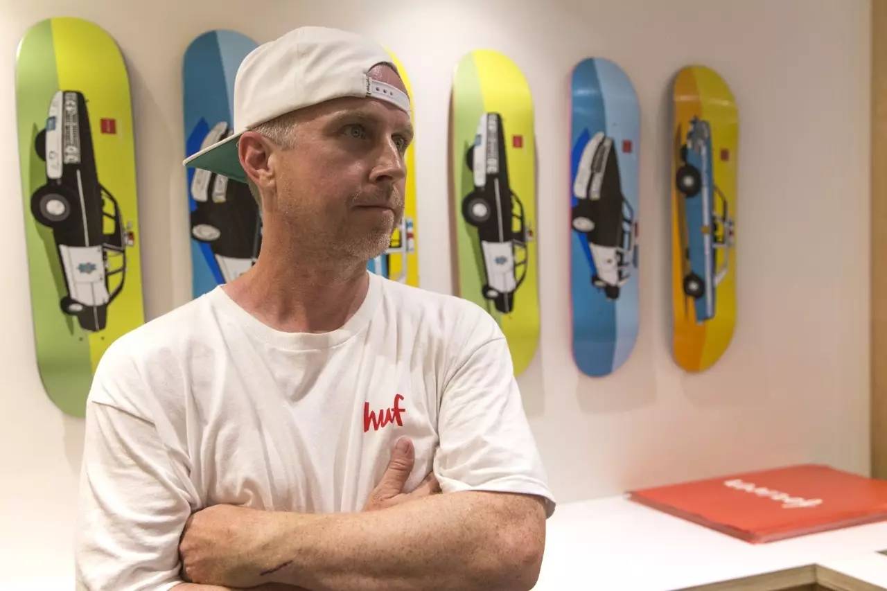 无HUF，不滑板？NO！HUF有的是性感潮范儿~