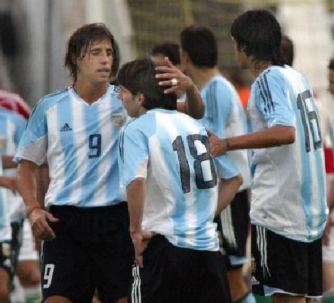 梅西阿根廷19号球衣,梅西在阿根廷穿几号球衣