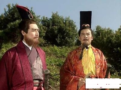 曹操是如何拥有荀彧和郭嘉的,曹操为啥分别问荀彧郭嘉