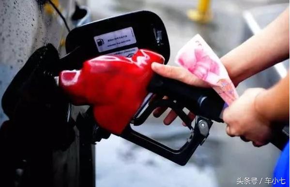 柴油里混合一点汽油有什么影响,柴油与汽油混合加汽油机里会怎样