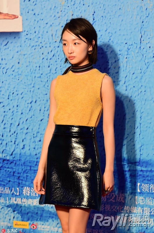 baby最惊艳的穿衣,baby大红裙超惊艳