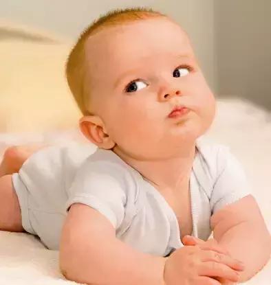 我为什么摸小鸡鸡，麻麻你造嘛？