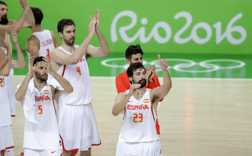 西班牙黄金一代称霸世界,西班牙国家队黄金一代彻底落幕