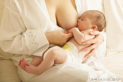 哺乳妈妈感冒能断奶吗,哺乳妈妈感冒了奶能给孩子吃吗