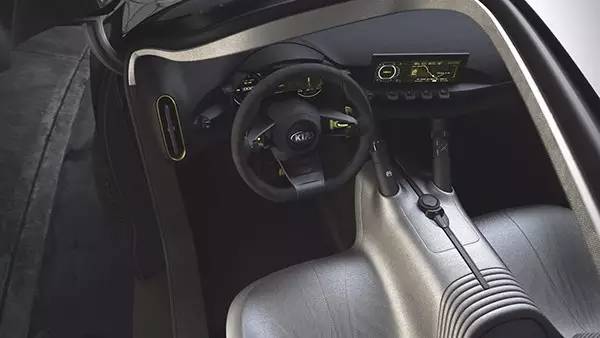 起亚锐欧2010款图片,起亚锐欧什么时候上市的