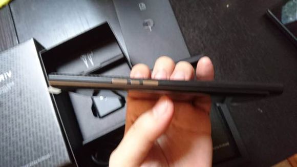 黑莓priv买什么版本,黑莓priv现在还值得购买吗