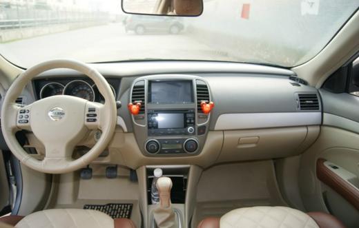 轩逸经典1.6内饰,18年轩逸经典xe舒适版1.6