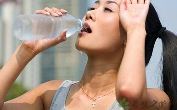 中暑后喝十滴水救命,狗狗中暑的救命方法