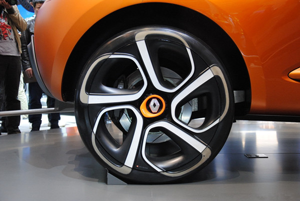 汽车轮毂可以镀膜吗,新车轮毂镀膜有必要吗