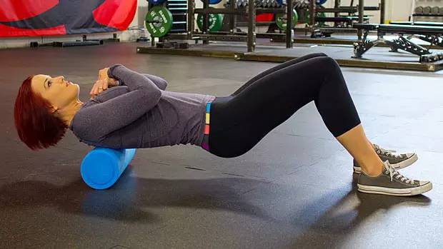 泡沫轴放松有效还是拉伸有效,拉伸泡沫轴和筋膜枪