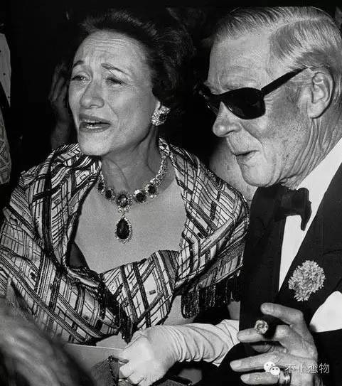 温莎公爵倾城之恋,温莎公爵珠宝图片