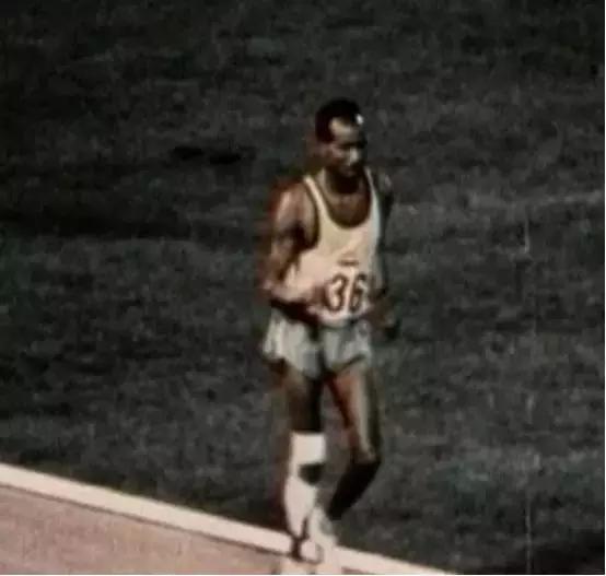 吃瓜群众来了完整视频,吃瓜群众来吃瓜