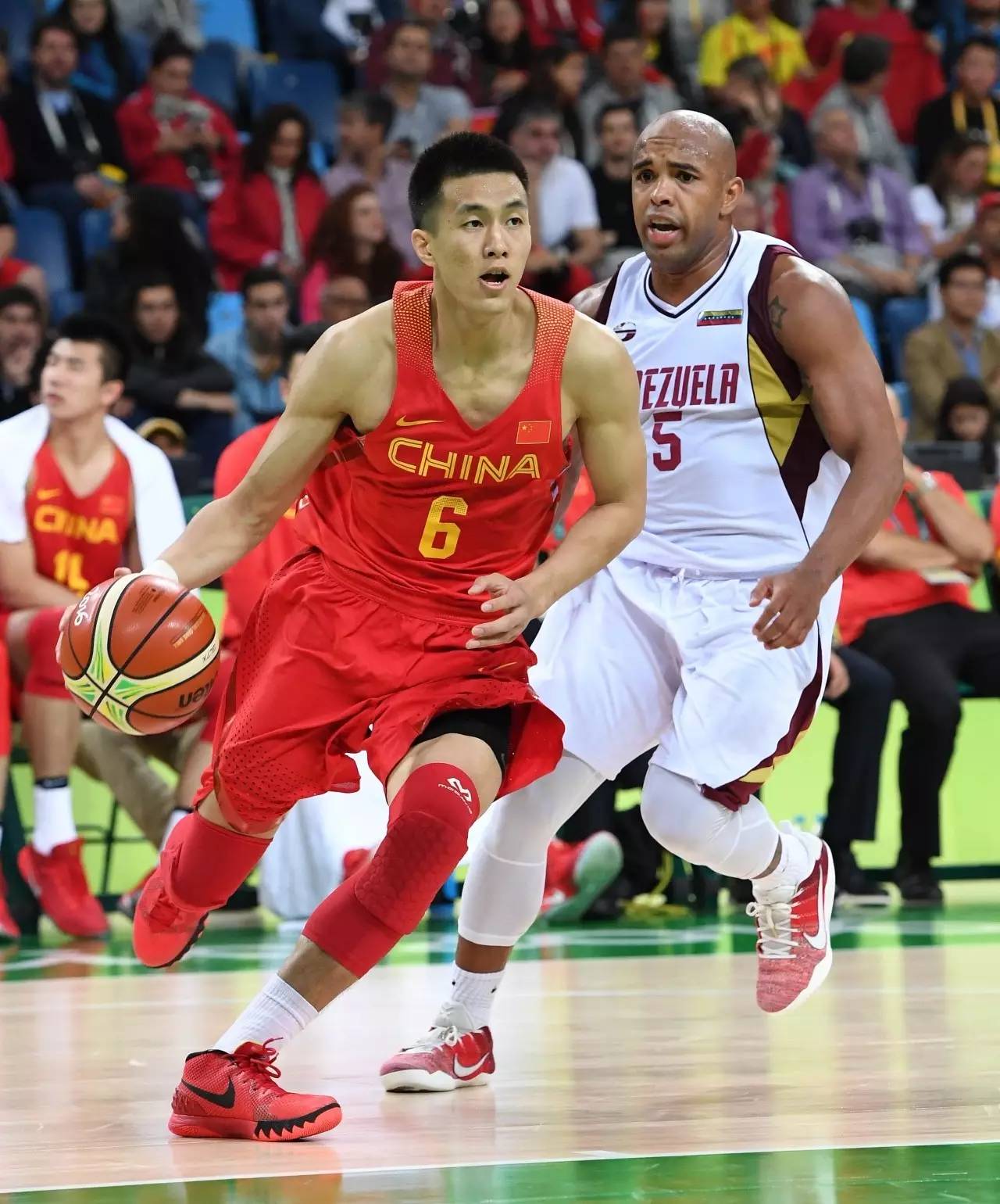 男篮失利网友总结,中国男篮现状赵岩昊