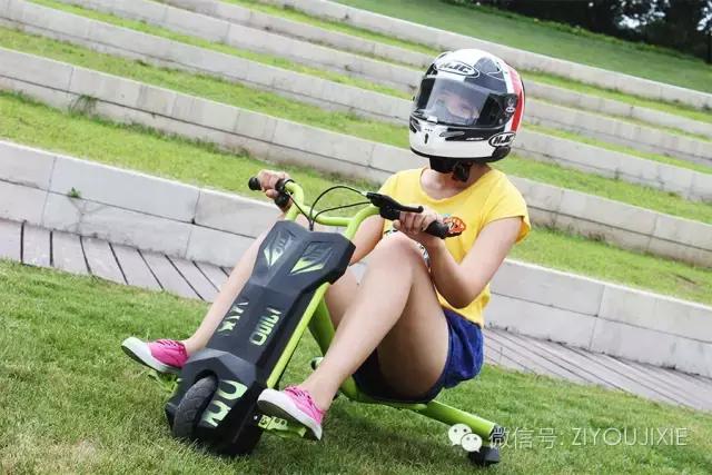 儿童三轮迷你漂移车,让孩子爱不释手的遥控车玩具