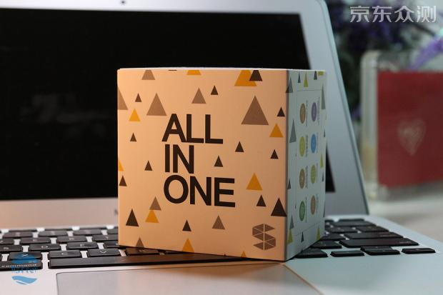 能刷门禁卡公交卡的智能手环,可以扫卡的智能手环