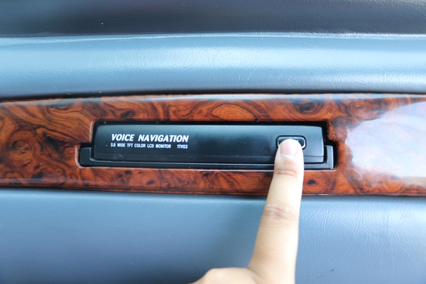 丰田皇冠athlete12代半,日本新款15代丰田皇冠