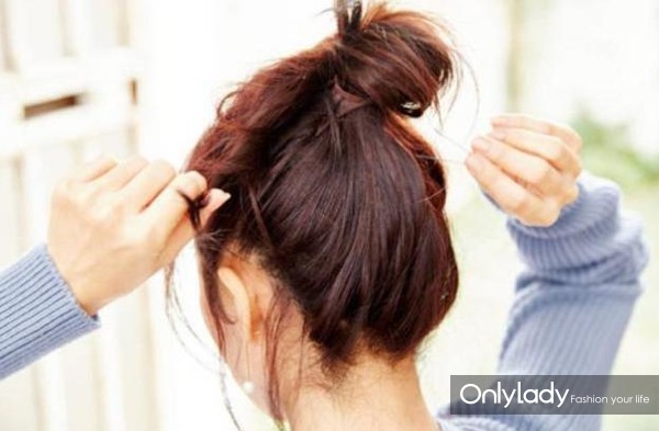 日本妹子的头发怎么扎,日本女生打理发型教程