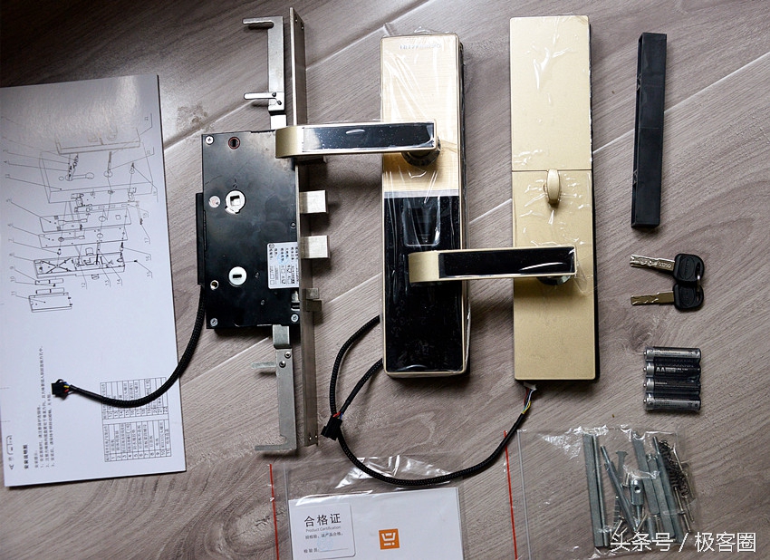 高科技的魅力,智能防盗门有哪些功能