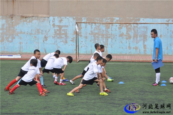 2016年河北省男子足球07/08年龄段足球夏令营现场图集