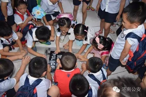 区公安局组织开展警营开放日,福田分局警营开放日