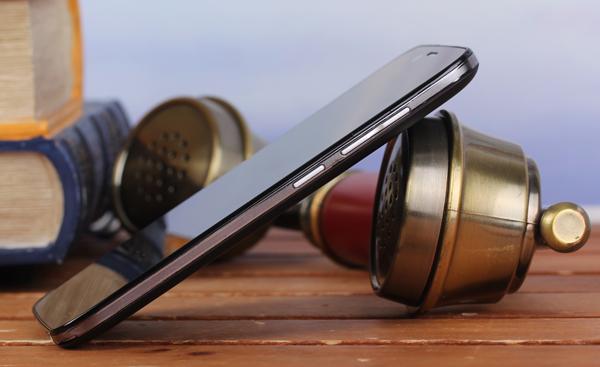 2999到3999性价比最高的手机,流畅的手机性价比