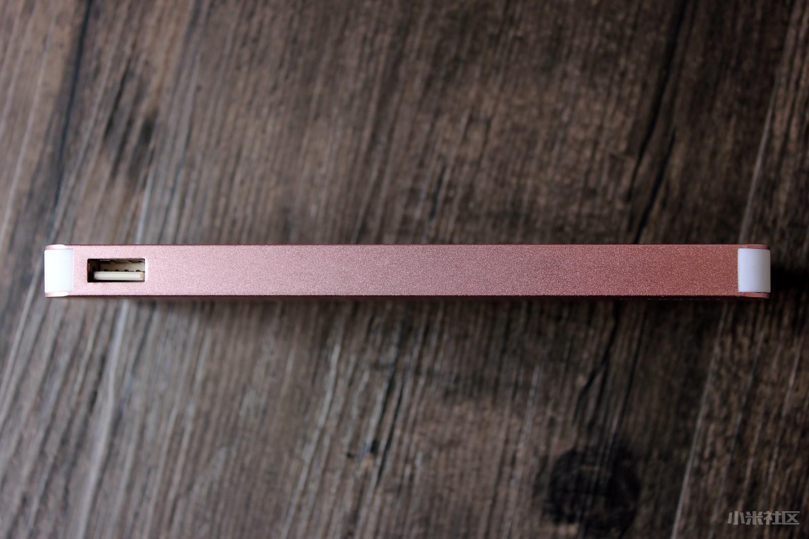 高颜值移动电源,颜值担当的移动电源