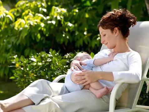 国际母乳喂养指南最新,母乳喂养奶量增加指南