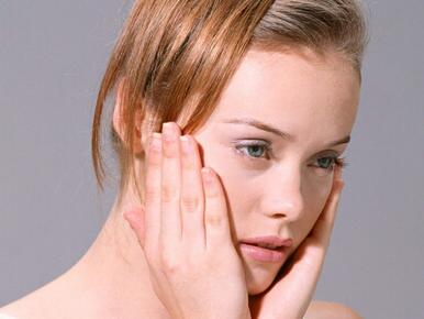 青春痘中医辨证与治疗,青春痘和白癜风哪个严重