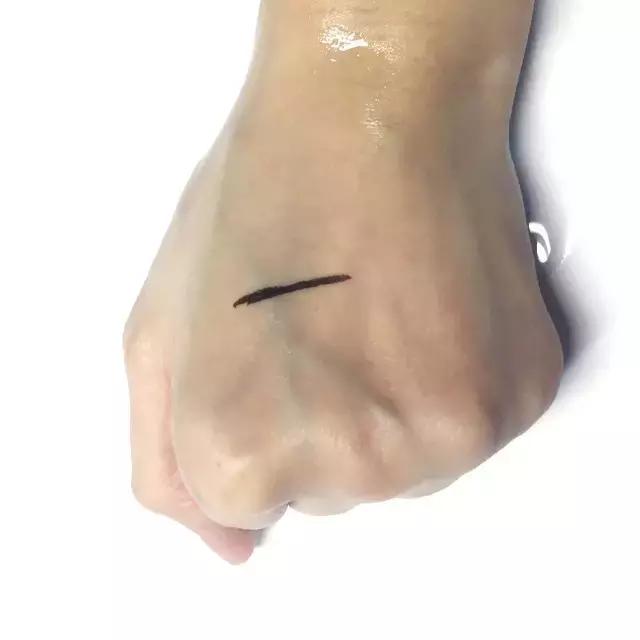 防水眼线笔排名第一品牌是,防水眼线笔新手推荐哪款比较好看