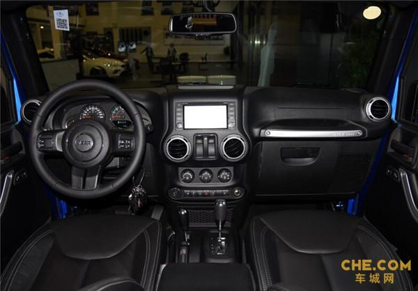 jeep牧马人老款硬派越野,jeep牧马人卢比肯越野视频