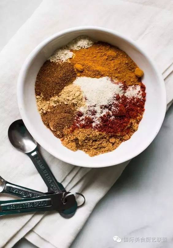 小豆蔻香料大全,香料的分类小豆蔻