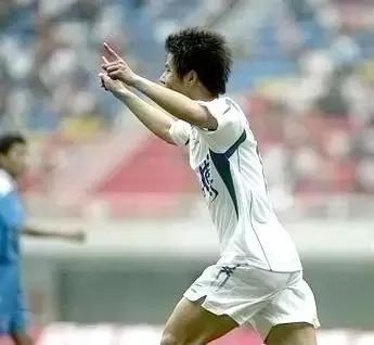 蒿俊闵零角度,蒿俊闵给了我们太多的感动