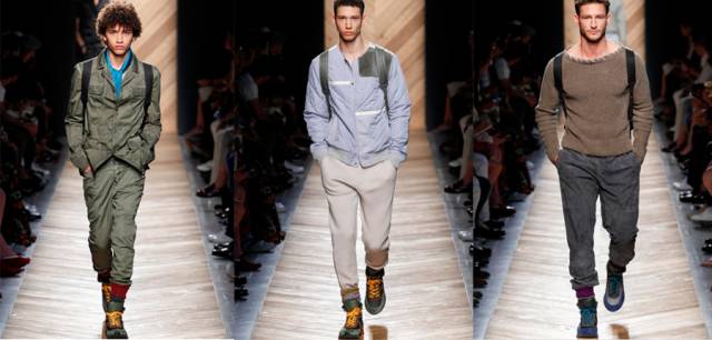 高颜值轻奢双肩包电脑背包 (时尚电脑双肩包)