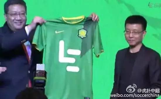 云老王！28年22个娃认他当爹