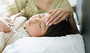 我女儿手脚冰凉怎么治,女儿得手足口病了咋办