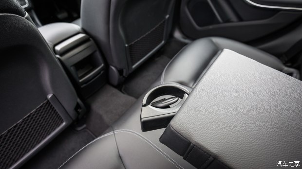 再入门也是个奔驰奔驰GLA180试驾