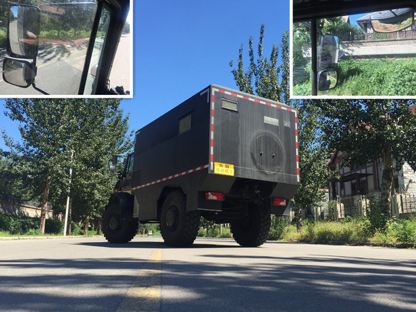 乌尼莫克六驱越野车,用军