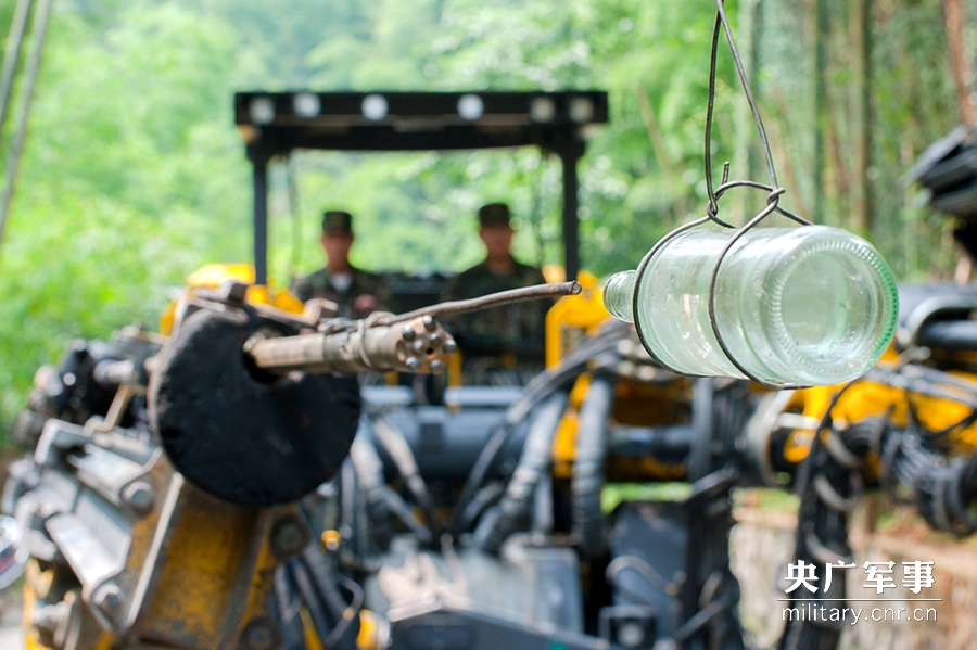 强军故事,强军故事篇