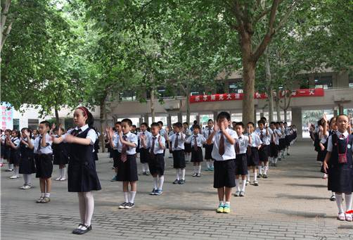 郑州最牛X的10所小学,美国人评的，你认可吗？