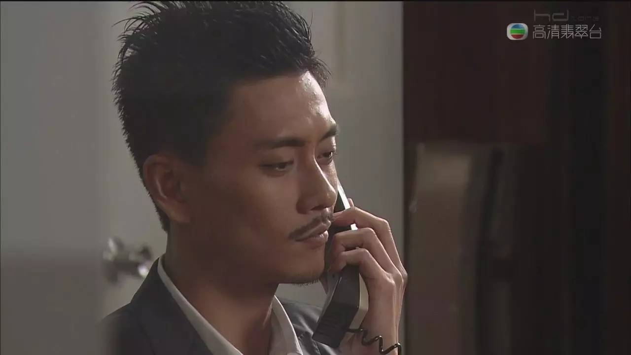 黄宗泽变小丑,黄宗泽摇身一变